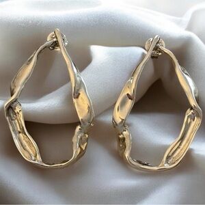 Uno de 50 XL organic shape hoop circle earrings